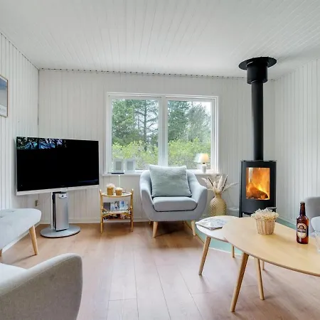 Ylva - 650m From The Sea In Nw Jutland By Interhome
